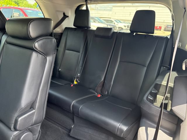 Used 2024 Toyota Grand Highlander AWD image 21
