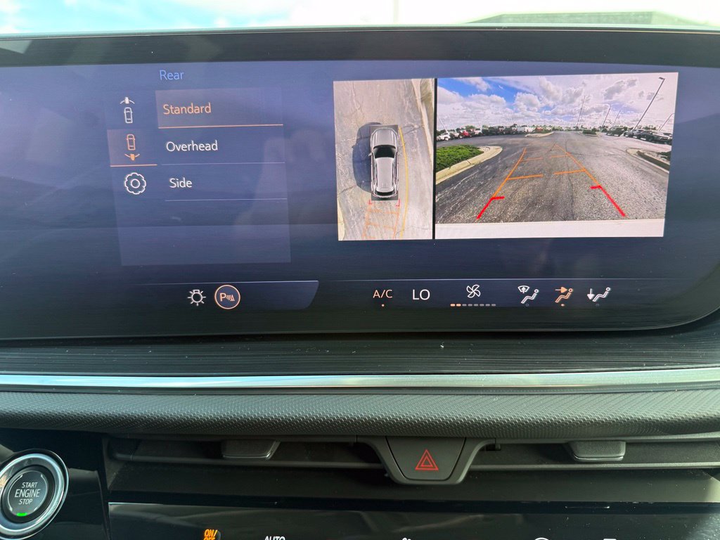 Used 2025 Buick Envision Preferred AWD/4WD image 4