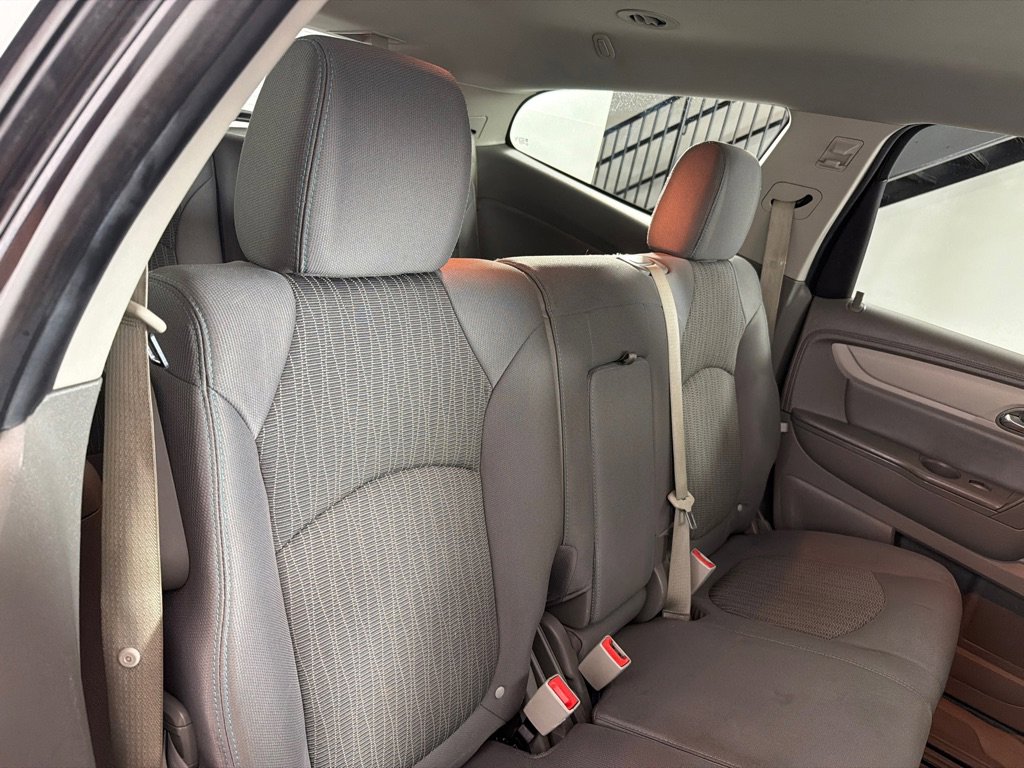 Used 2015 Chevrolet Traverse LS FWD image 24