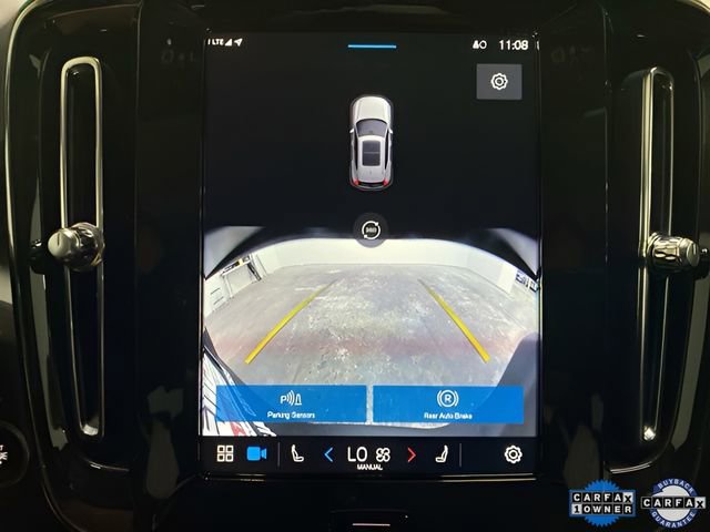 Used 2025 Volvo XC40 B5 Plus image 47