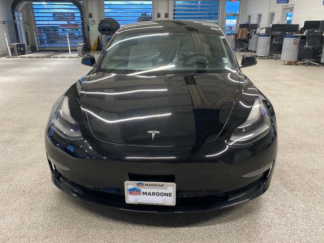 Used 2022 Tesla Model 3 Long Range AWD/4WD image 2