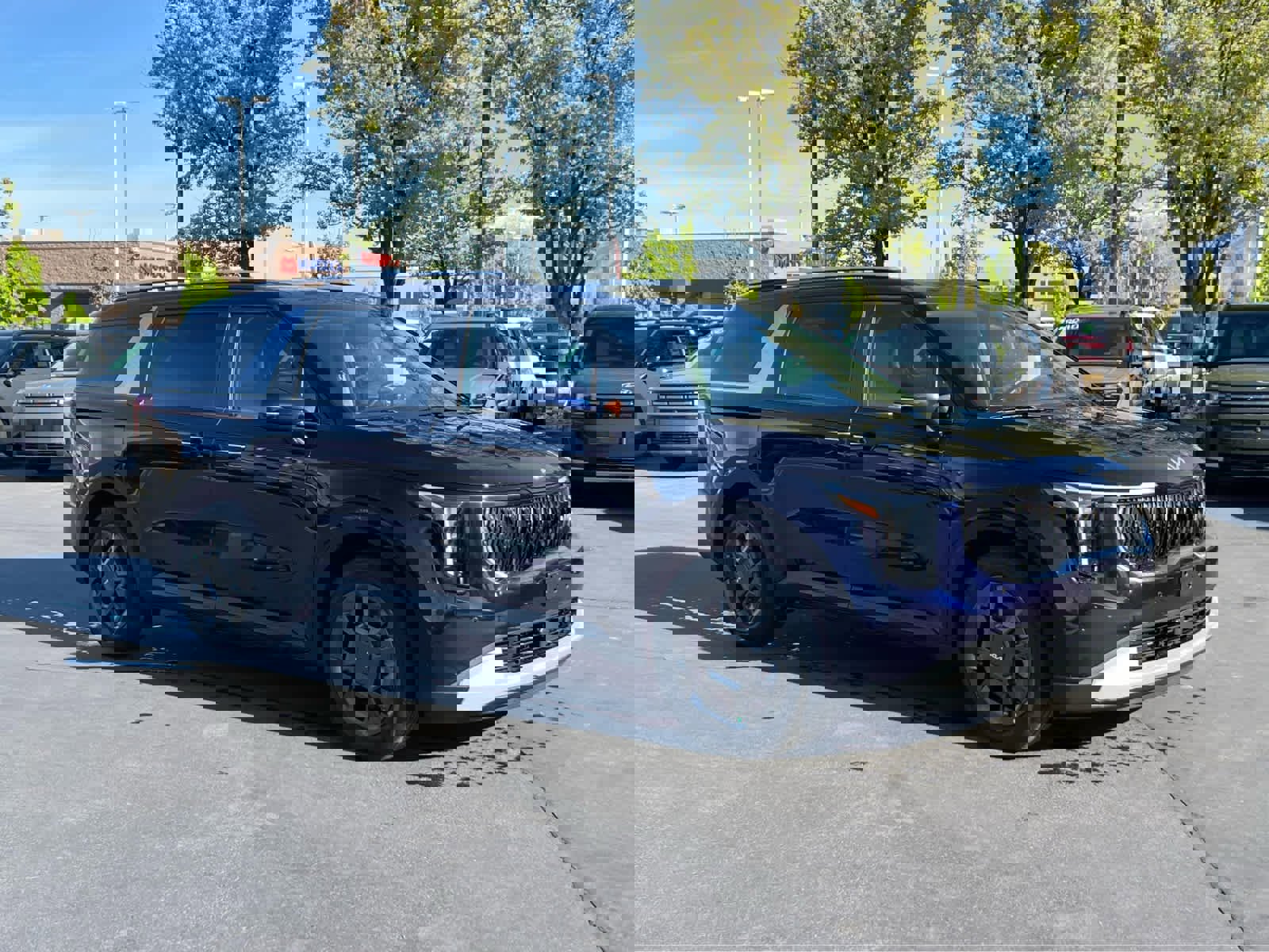 Used 2025 Kia Carnival EX image 5