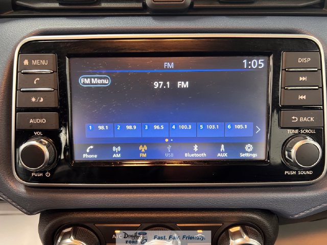 Used 2025 Nissan Versa SV FWD image 46