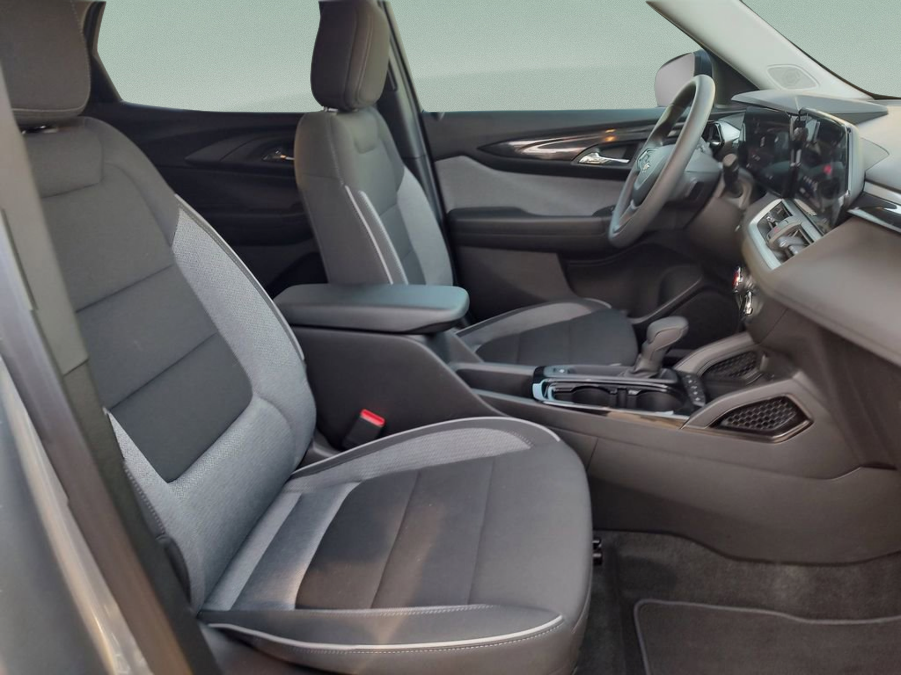 Used 2026 Chevrolet TrailBlazer LS w/ LS Convenience Package FWD image 36