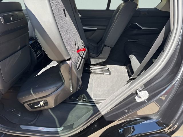 Used 2023 BMW X7 xDrive40i w/ Premium Package image 18