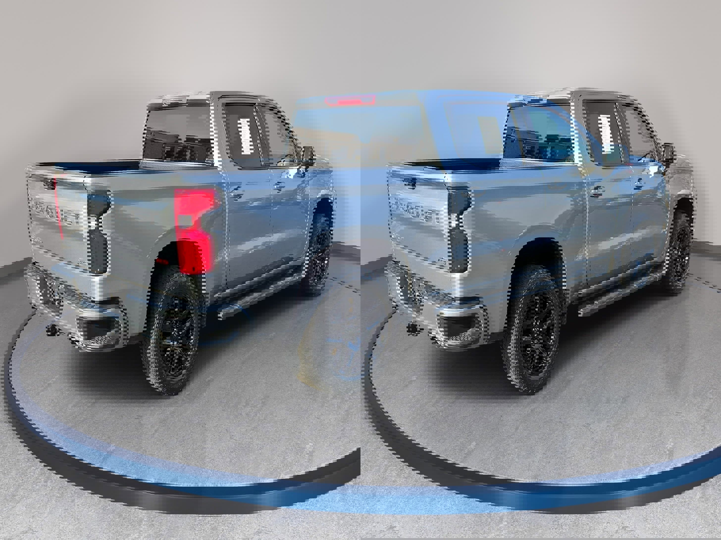 Used 2023 Chevrolet Silverado 1500 RST w/ Z71 Off-Road Package image 4