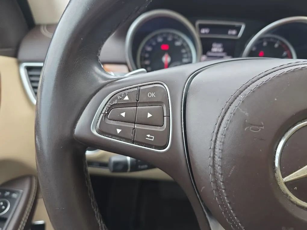 Used 2017 Mercedes-Benz GLS 450 4MATIC image 20