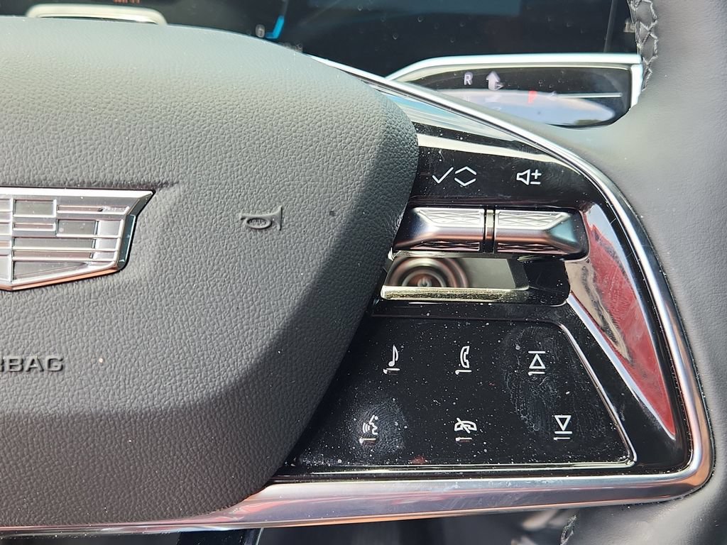 Used 2024 Cadillac Lyriq Sport AWD/4WD image 19