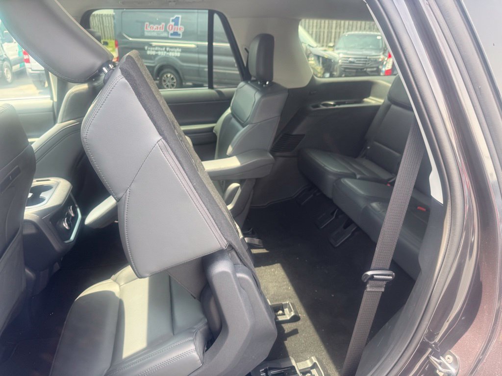 New 2026 Ford Expedition Active AWD/4WD image 32