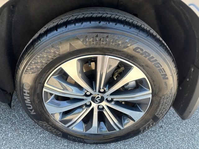 Used 2025 INFINITI QX60 Pure w/ Cargo Package FWD image 11