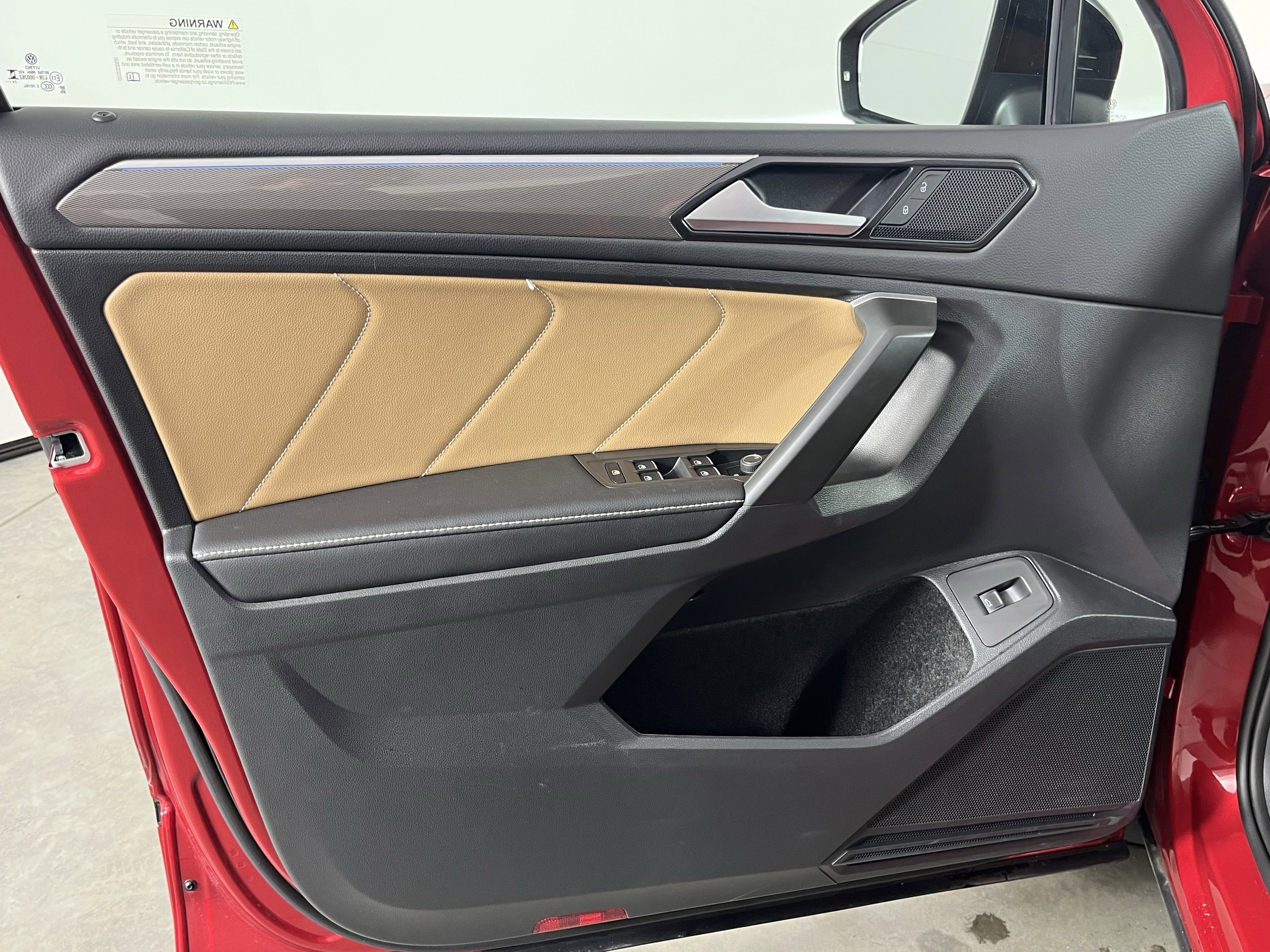 Certified 2024 Volkswagen Tiguan SE R-Line image 18