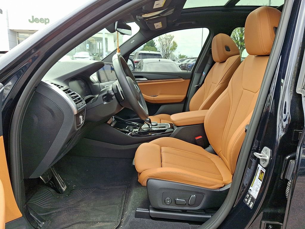 Used 2024 BMW X3 xDrive30i w/ Premium Package w/ZPA image 11