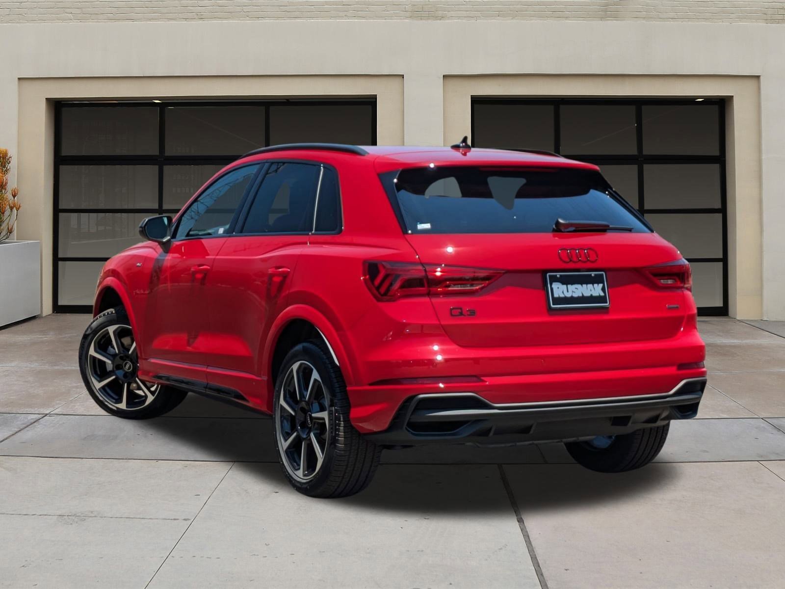 New 2025 Audi Q3 2.0T Premium Plus image 3