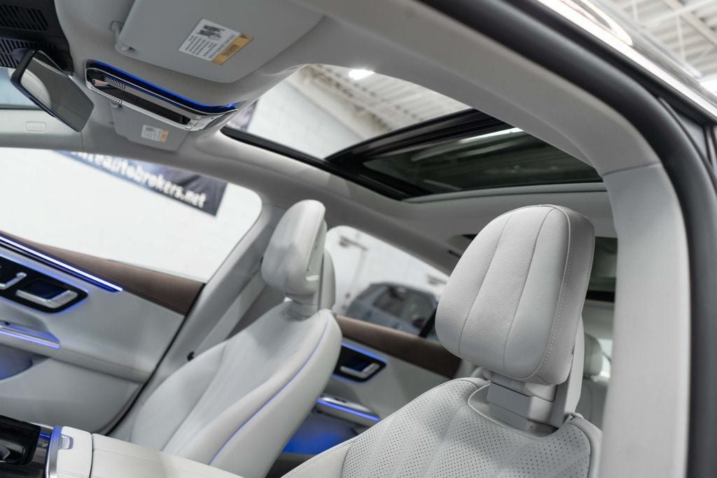Used 2023 Mercedes-Benz EQE 500 4MATIC Sedan image 8