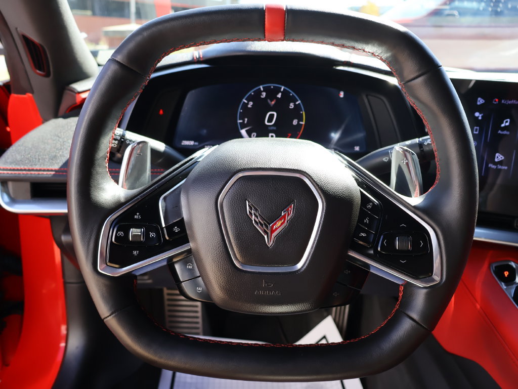 Used 2024 Chevrolet Corvette Stingray Preferred Cpe RWD image 27