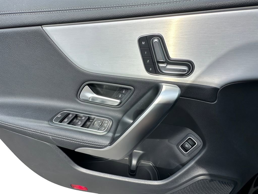 Used 2025 Mercedes-Benz CLA 250 CLA 250 image 11
