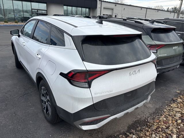 Used 2023 Kia Sportage EX FWD image 6