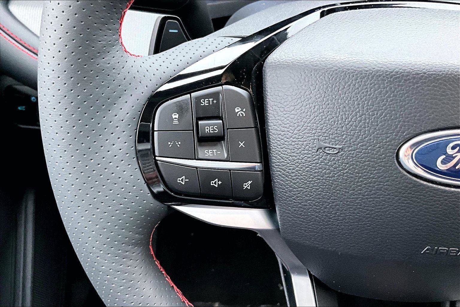 New 2026 Ford Explorer ST w/ Sun And Sound Package image 9