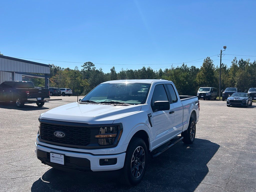 Used 2025 Ford F150 STX w/ Equipment Group 200A AWD/4WD image 20