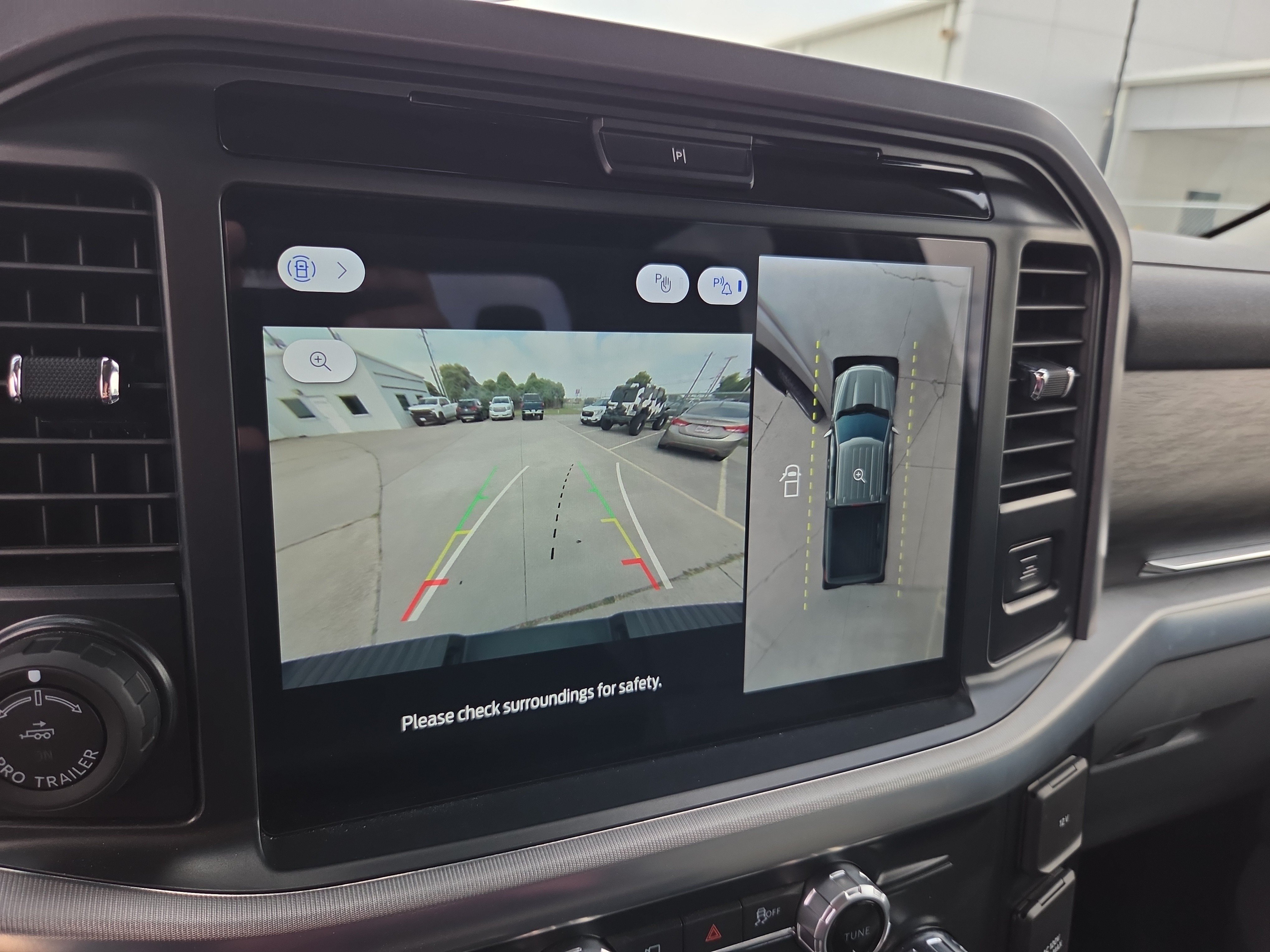 Used 2025 Ford F150 Lariat AWD/4WD image 21
