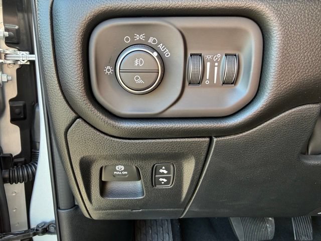 New 2026 RAM 1500 Big Horn AWD/4WD image 12