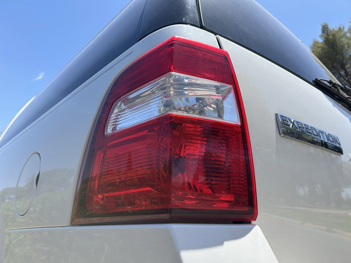 Used 2011 Ford Expedition EL Limited w/ 301A Rapid Spec Order Code image 13