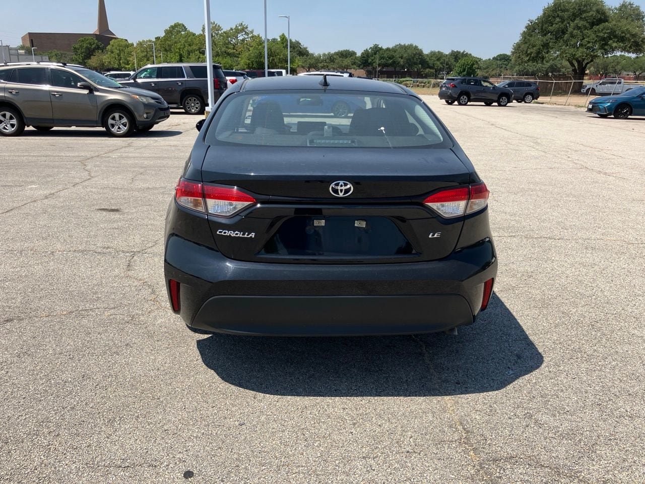 Used 2025 Toyota Corolla LE FWD image 5