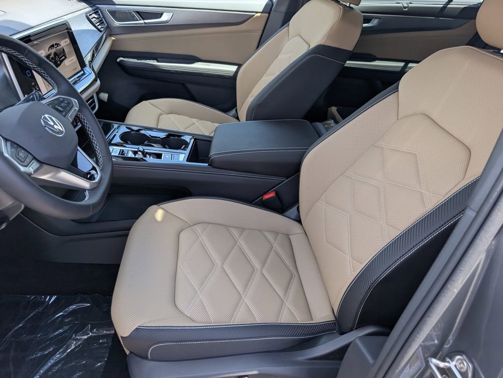 New 2025 Volkswagen Atlas Cross Sport SE image 11