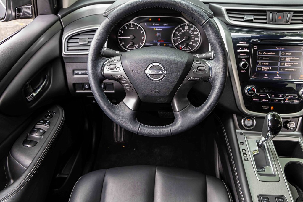 Certified 2024 Nissan Murano SV w/ SV Midnight Edition Package image 16