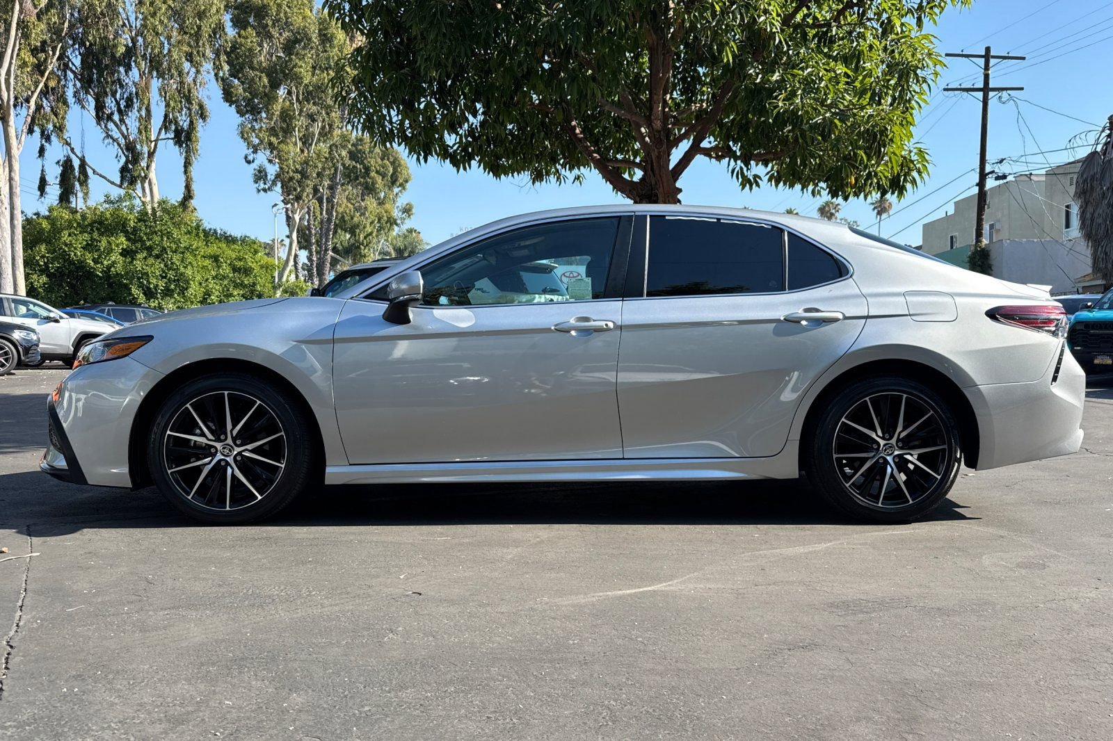 Certified 2024 Toyota Camry SE FWD image 7