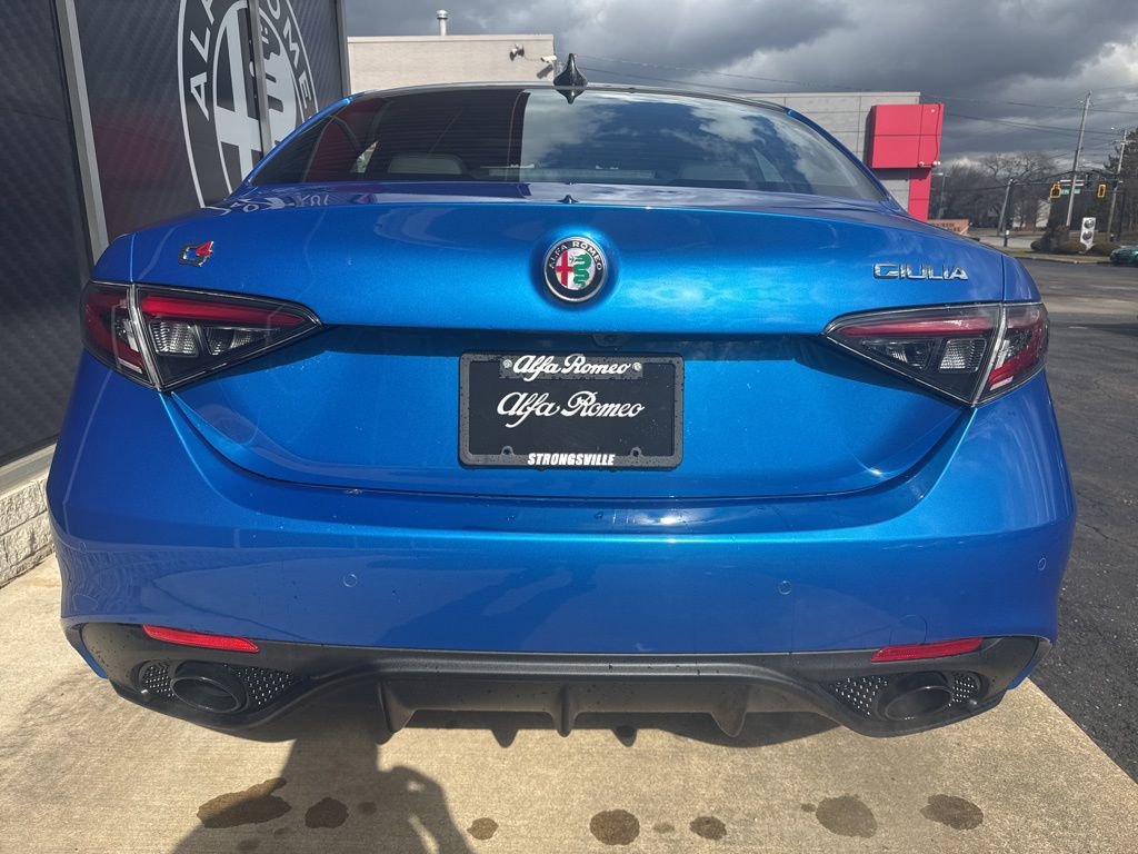 New 2026 Alfa Romeo Giulia AWD image 6