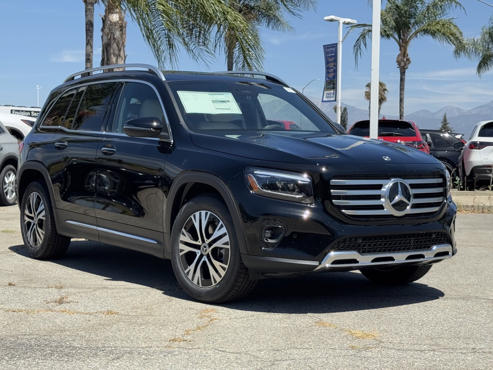 New 2026 Mercedes-Benz GLB 250 image 2