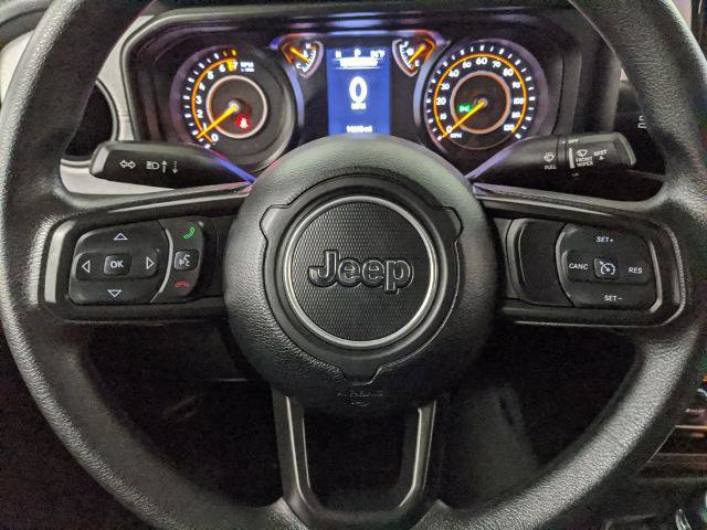 Used 2025 Jeep Gladiator Sport image 14