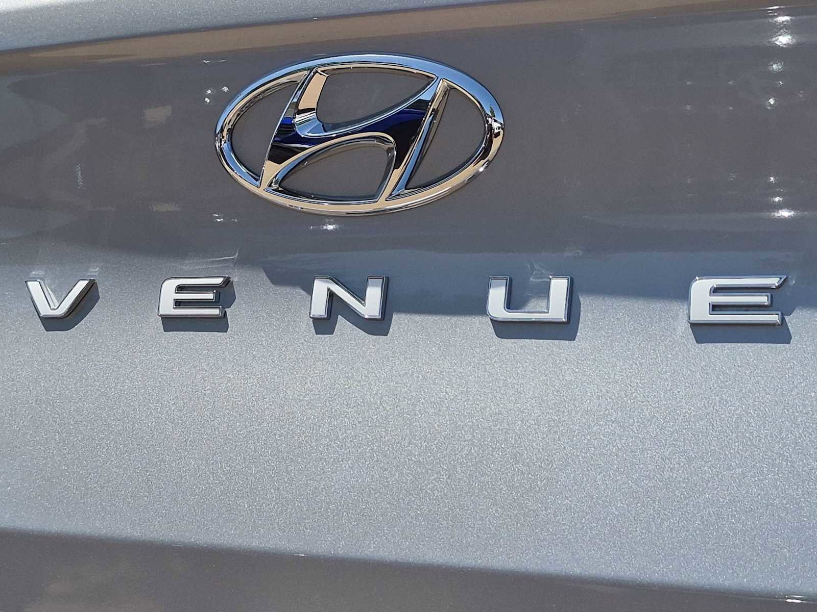 New 2026 Hyundai Venue SEL FWD image 12