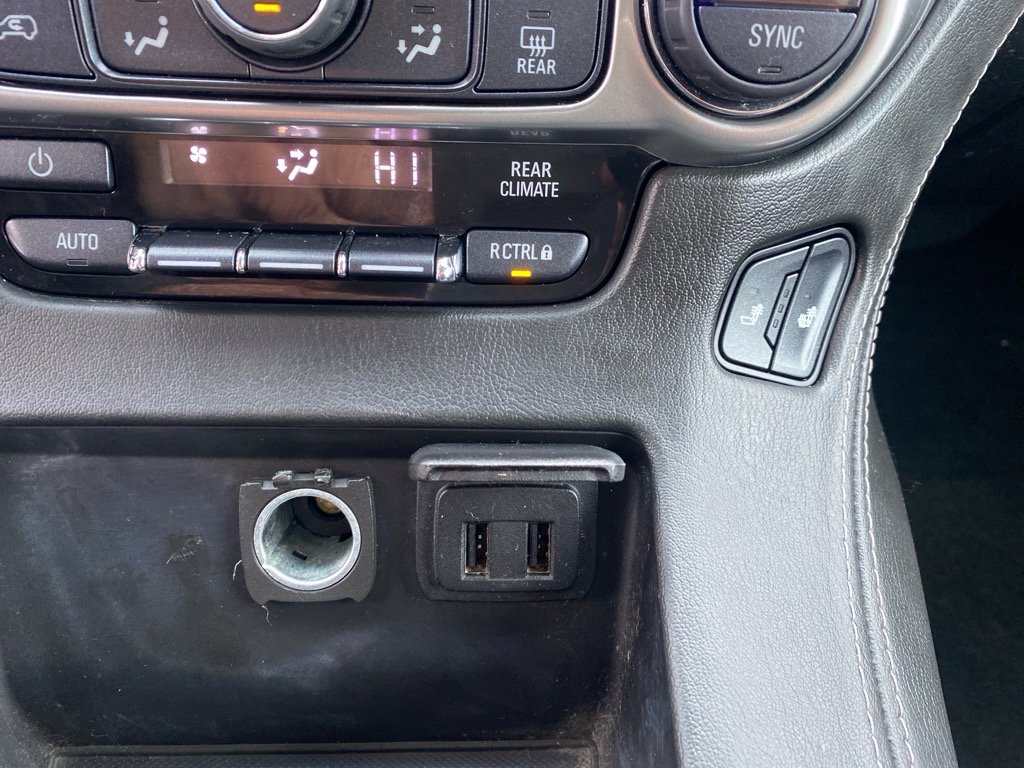 Used 2018 Chevrolet Tahoe LT w/ Luxury Package image 13