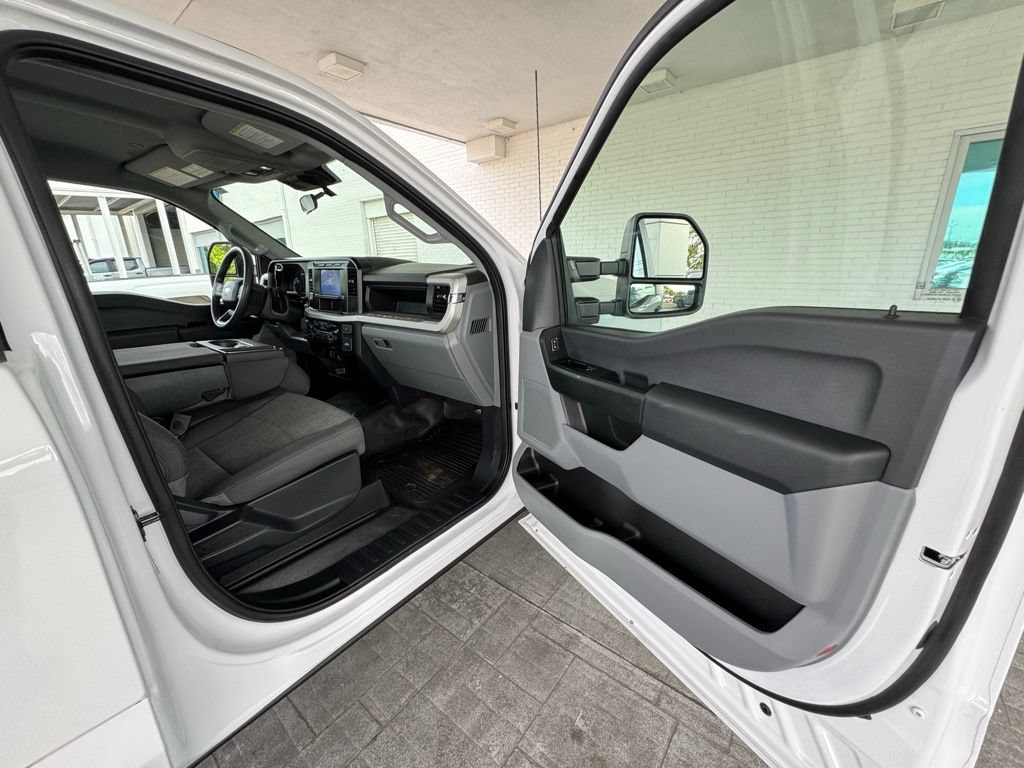 Used 2024 Ford F350 XL RWD image 15
