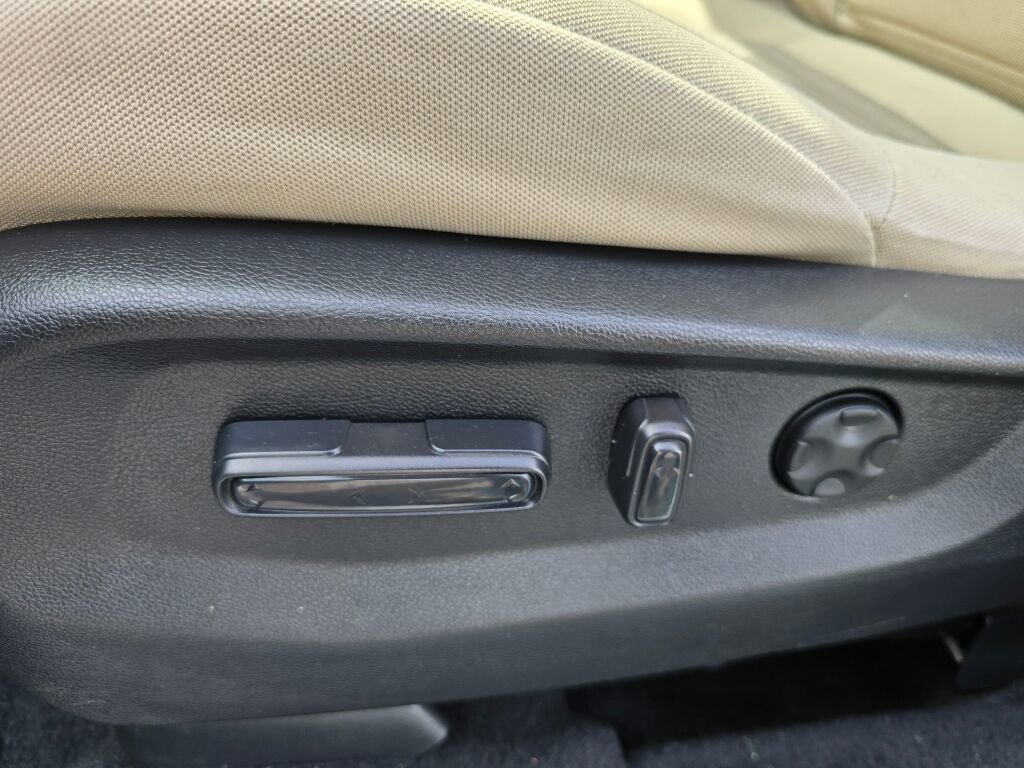 Used 2020 Honda CR-V EX image 18