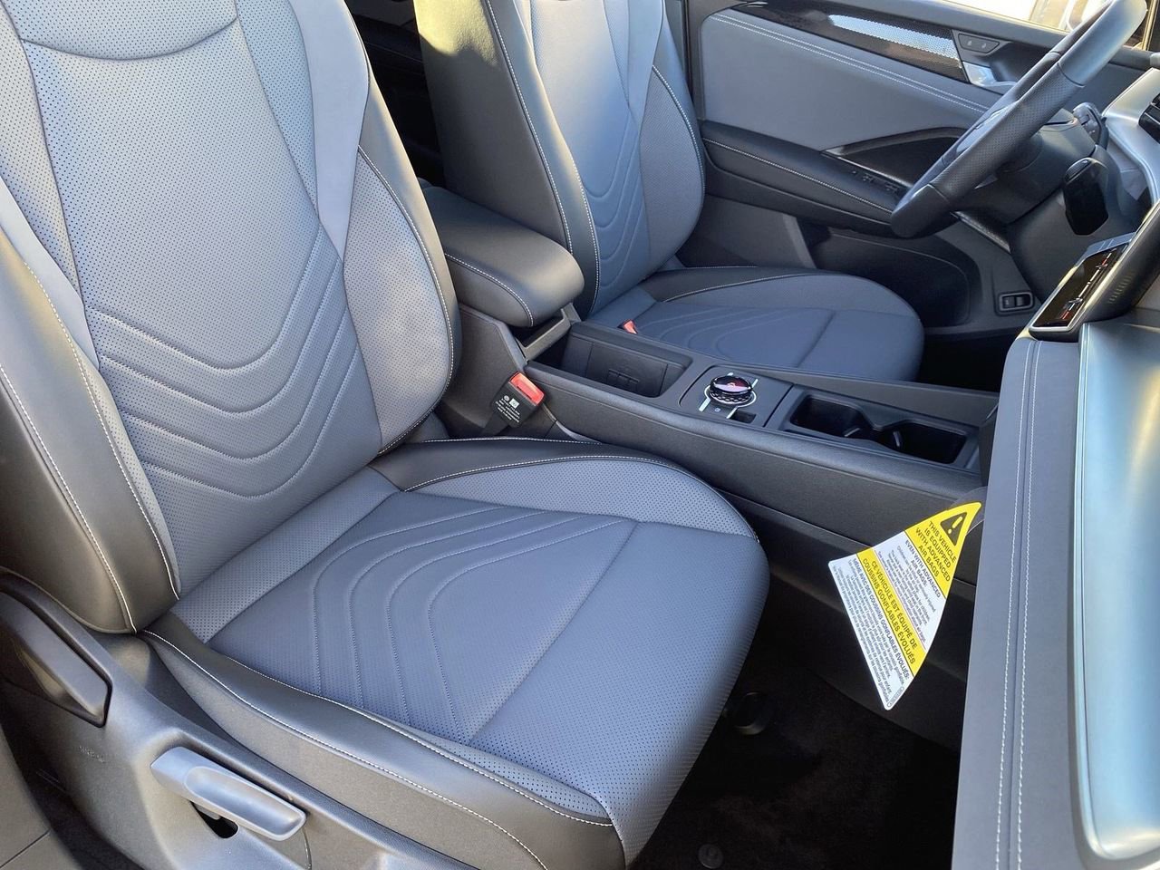 New 2026 Volkswagen Tiguan SE R-Line image 7