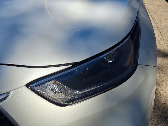 Used 2021 Toyota Highlander XLE AWD/4WD image 9