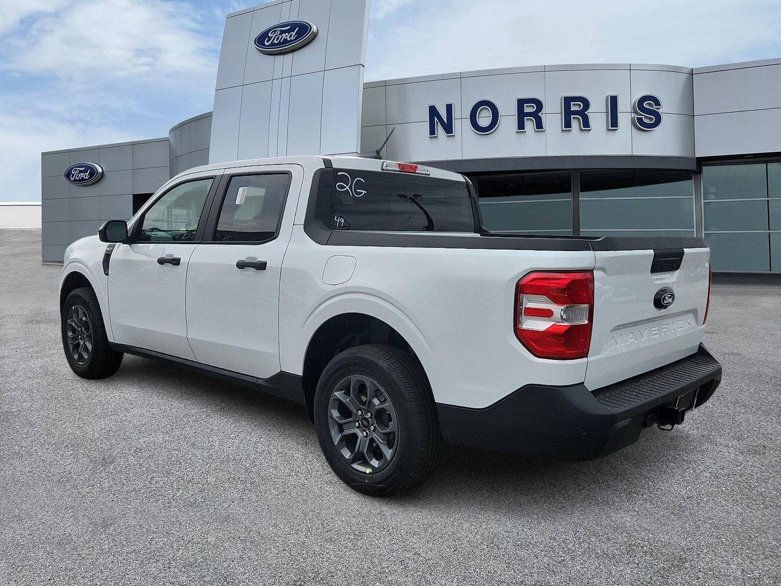 New 2026 Ford Maverick XLT w/ Equipment Group 301A AWD/4WD image 3