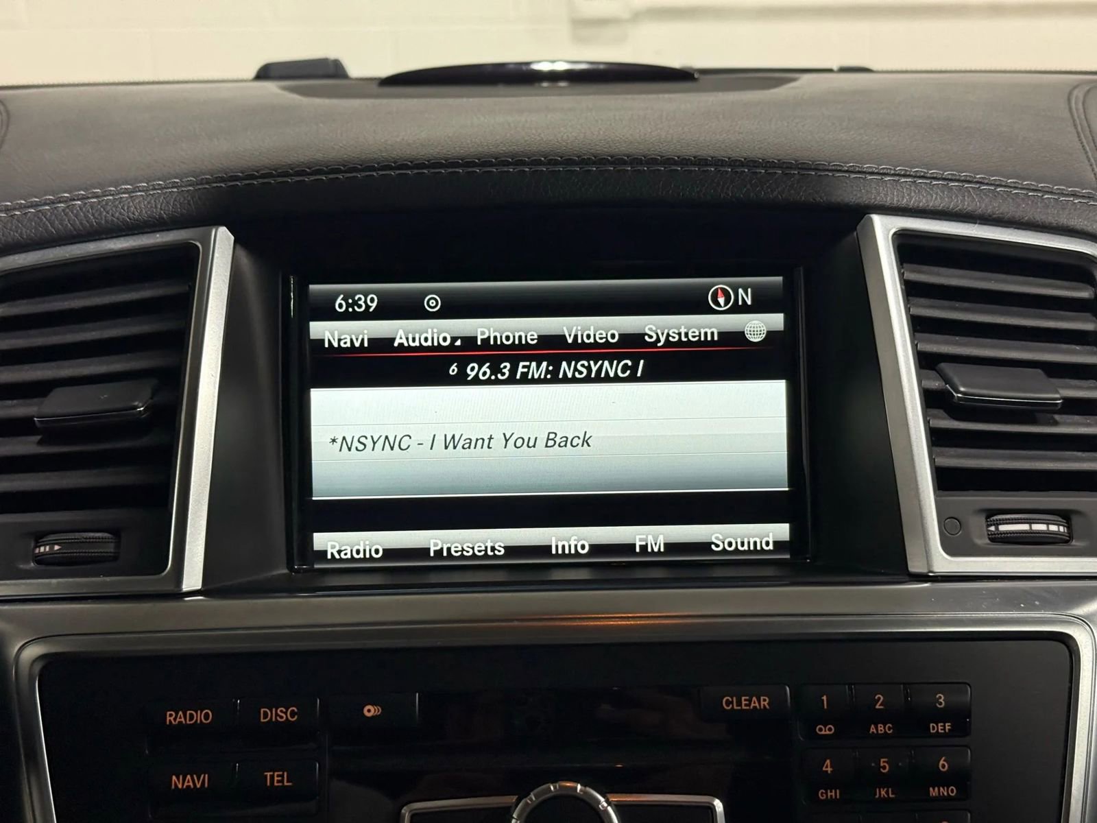 Used 2014 Mercedes-Benz GL 450 4MATIC image 31