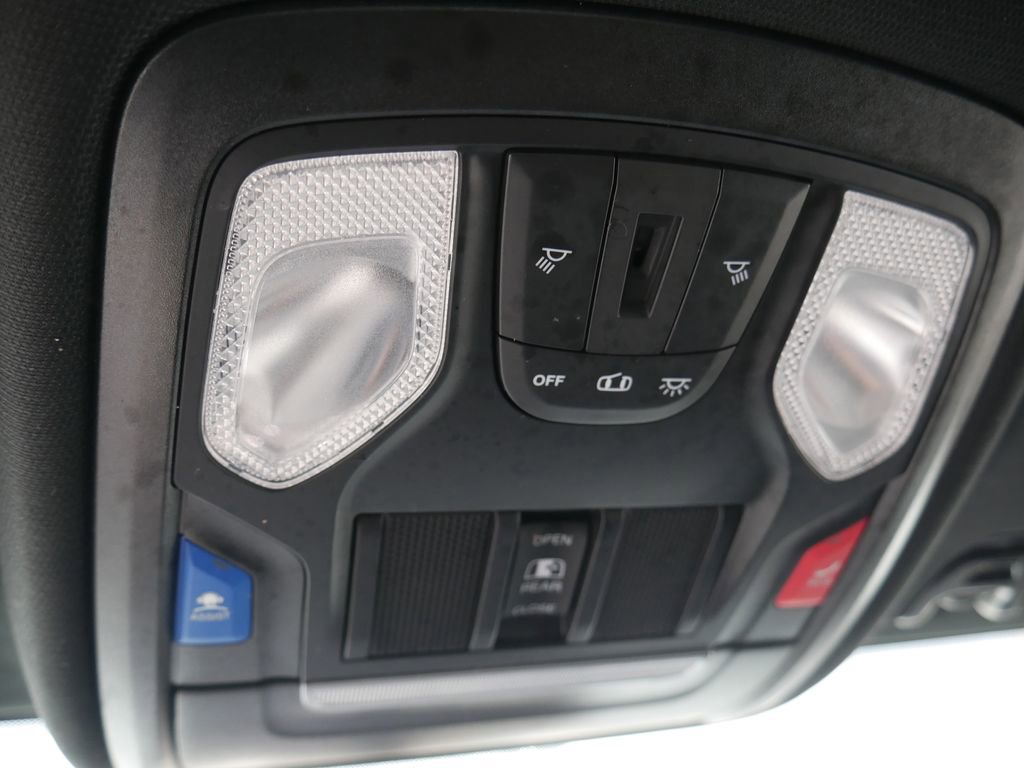 Used 2022 RAM 2500 Tradesman image 34