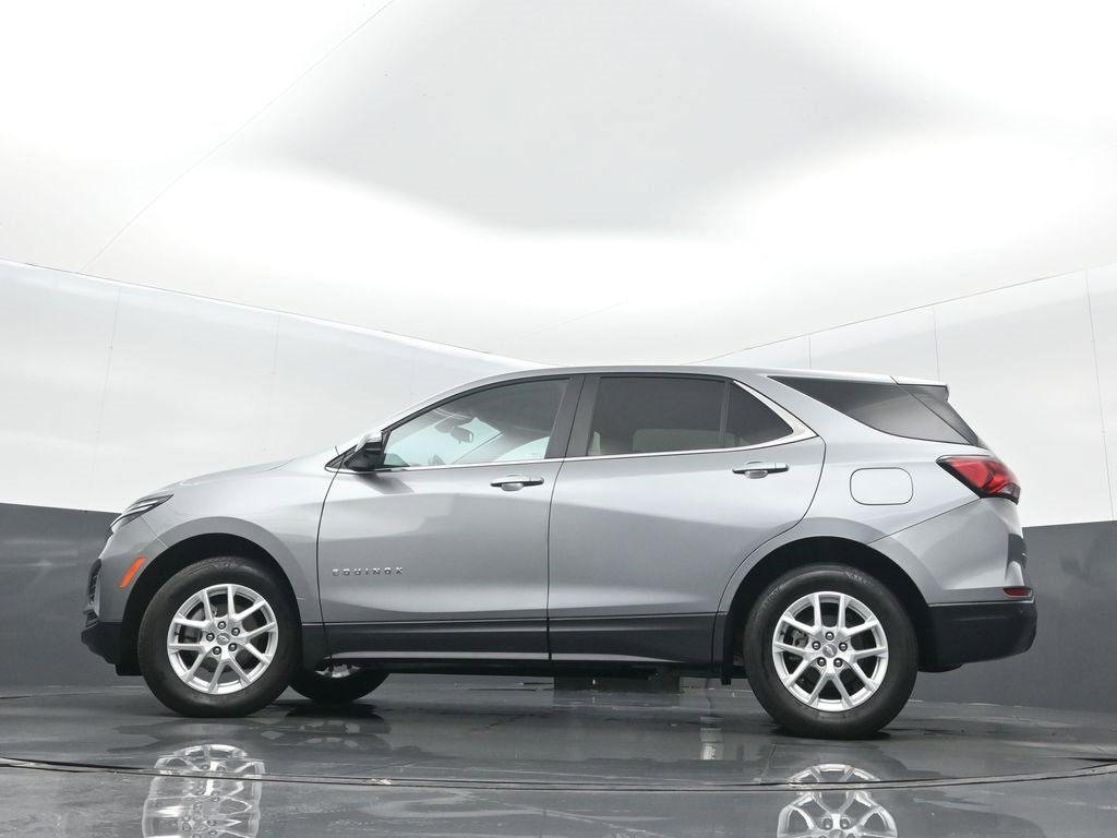 Used 2024 Chevrolet Equinox LT image 32