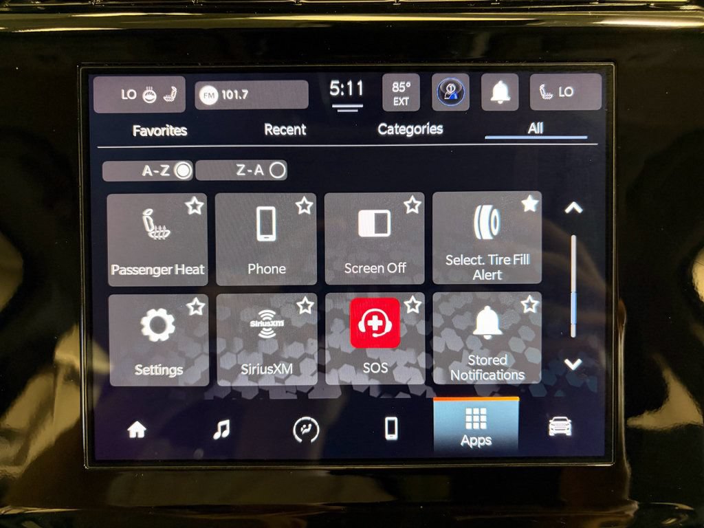 Used 2023 Jeep Grand Cherokee Laredo w/ Luxury Tech Group I AWD/4WD image 19