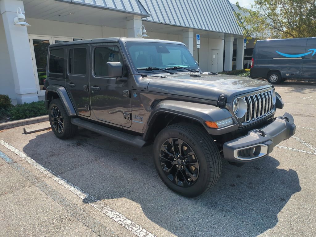 Used 2025 Jeep Wrangler Sahara 4xe image 2