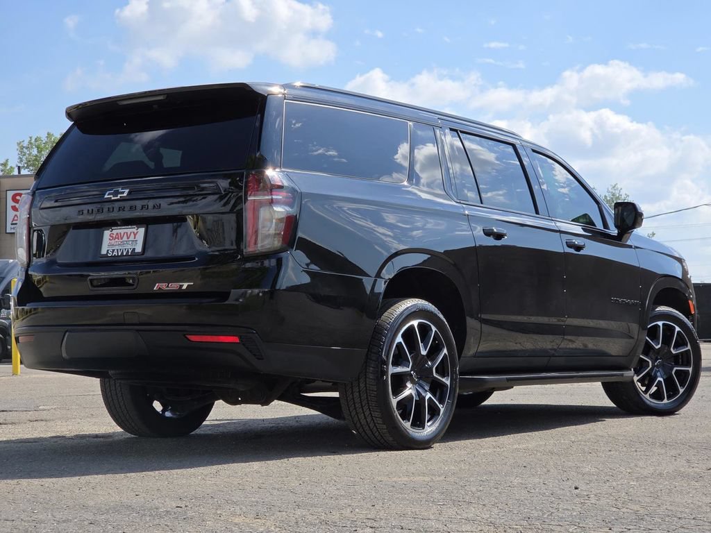 Used 2023 Chevrolet Suburban RST AWD/4WD image 15