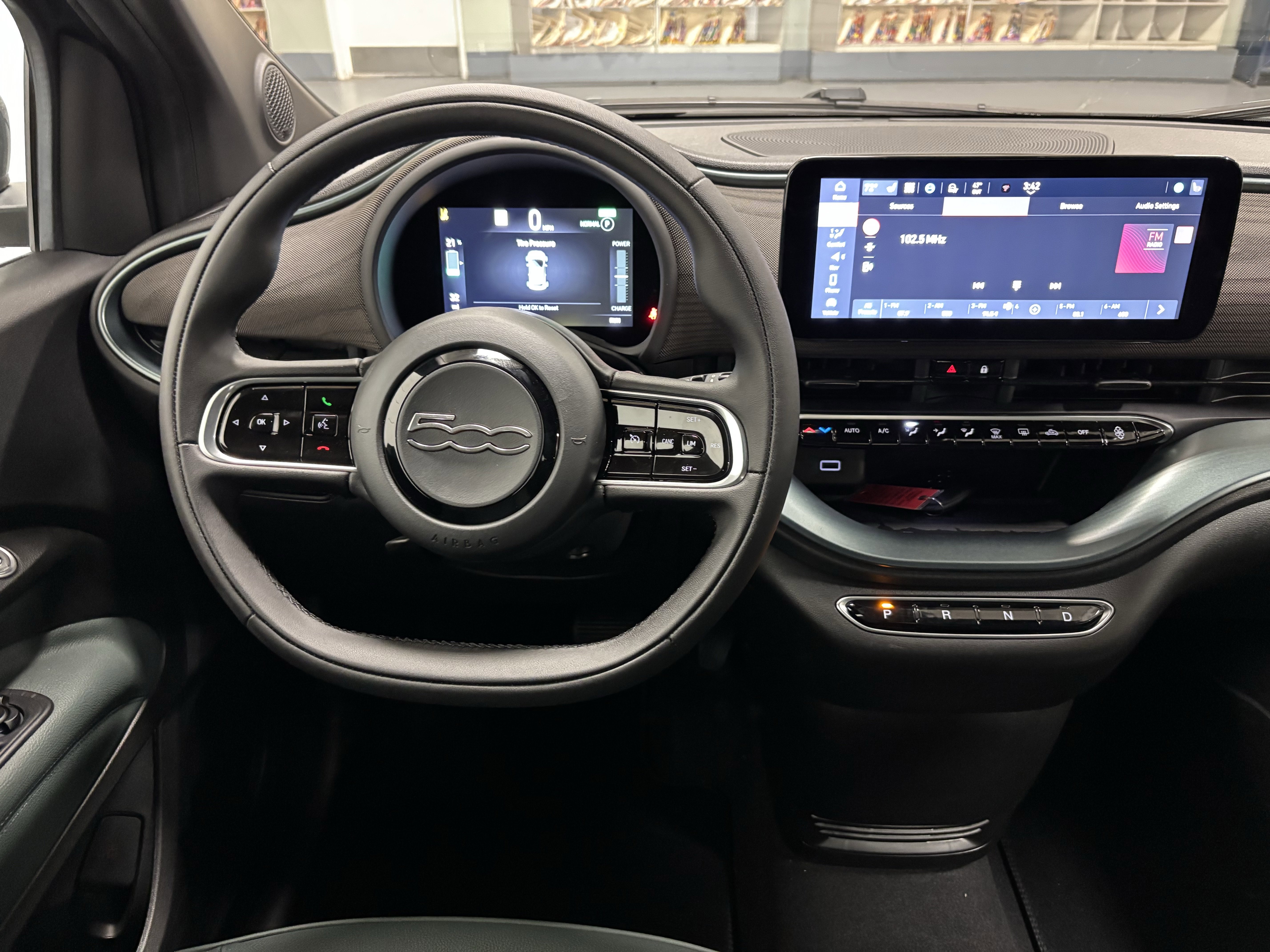 New 2025 FIAT 500 e image 13