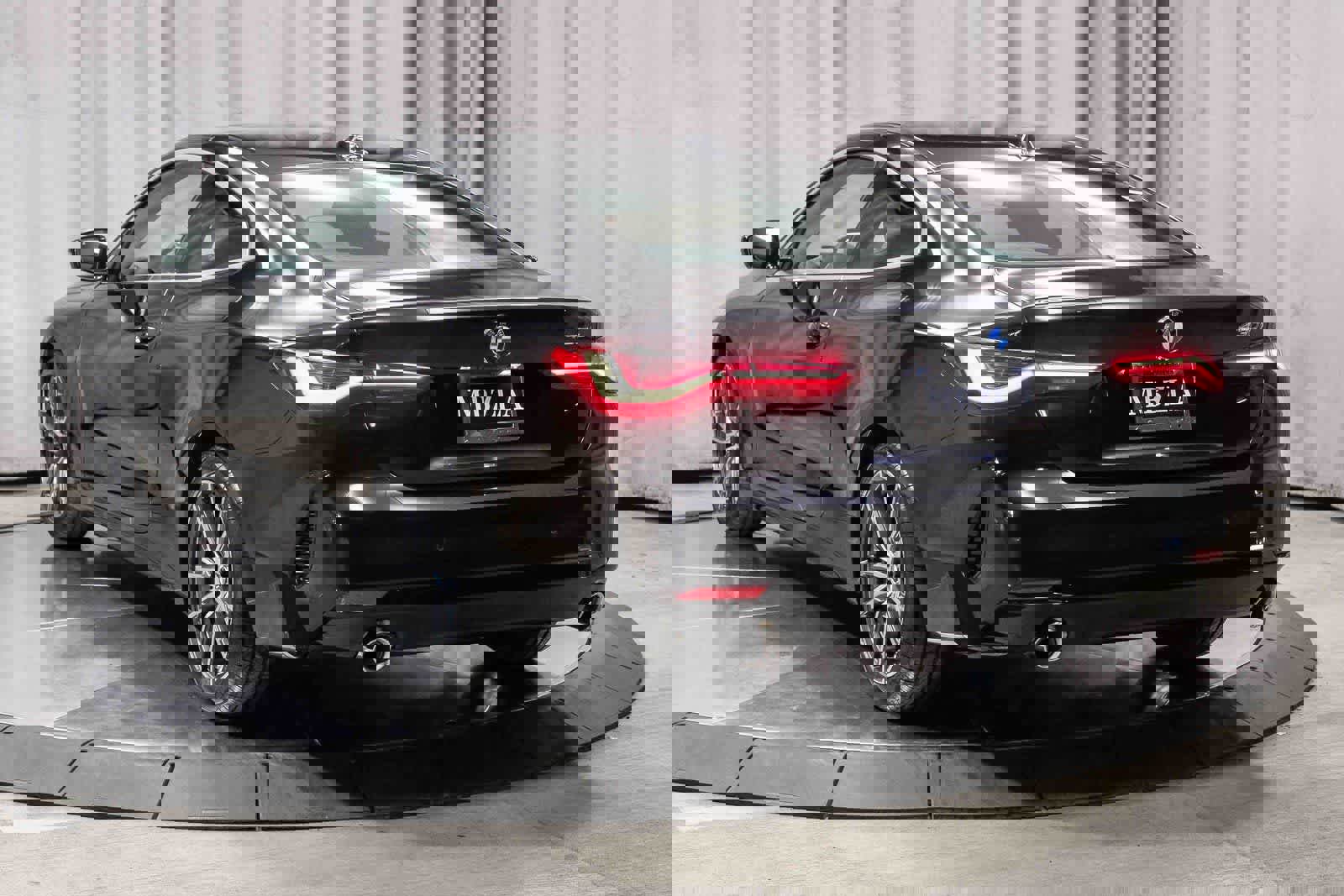 Used 2025 BMW 430i Coupe w/ Convenience Package image 2