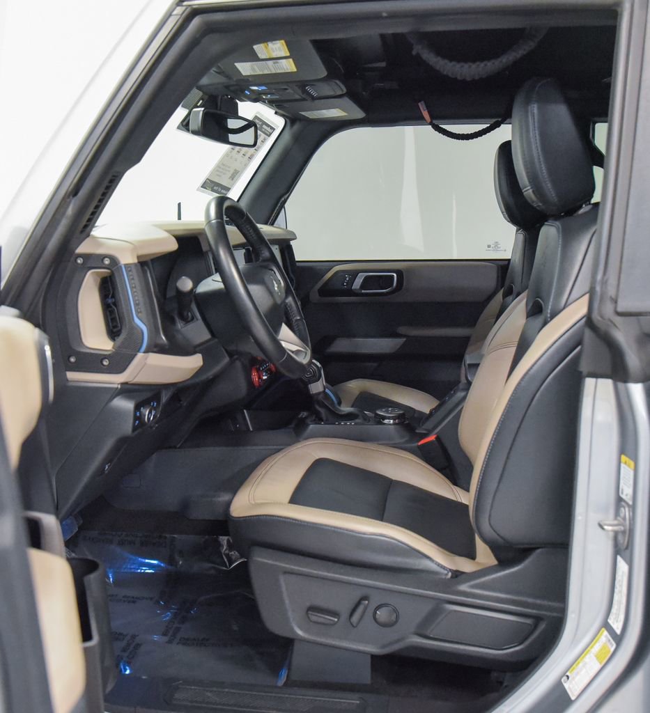Used 2023 Ford Bronco Wildtrak AWD/4WD image 2