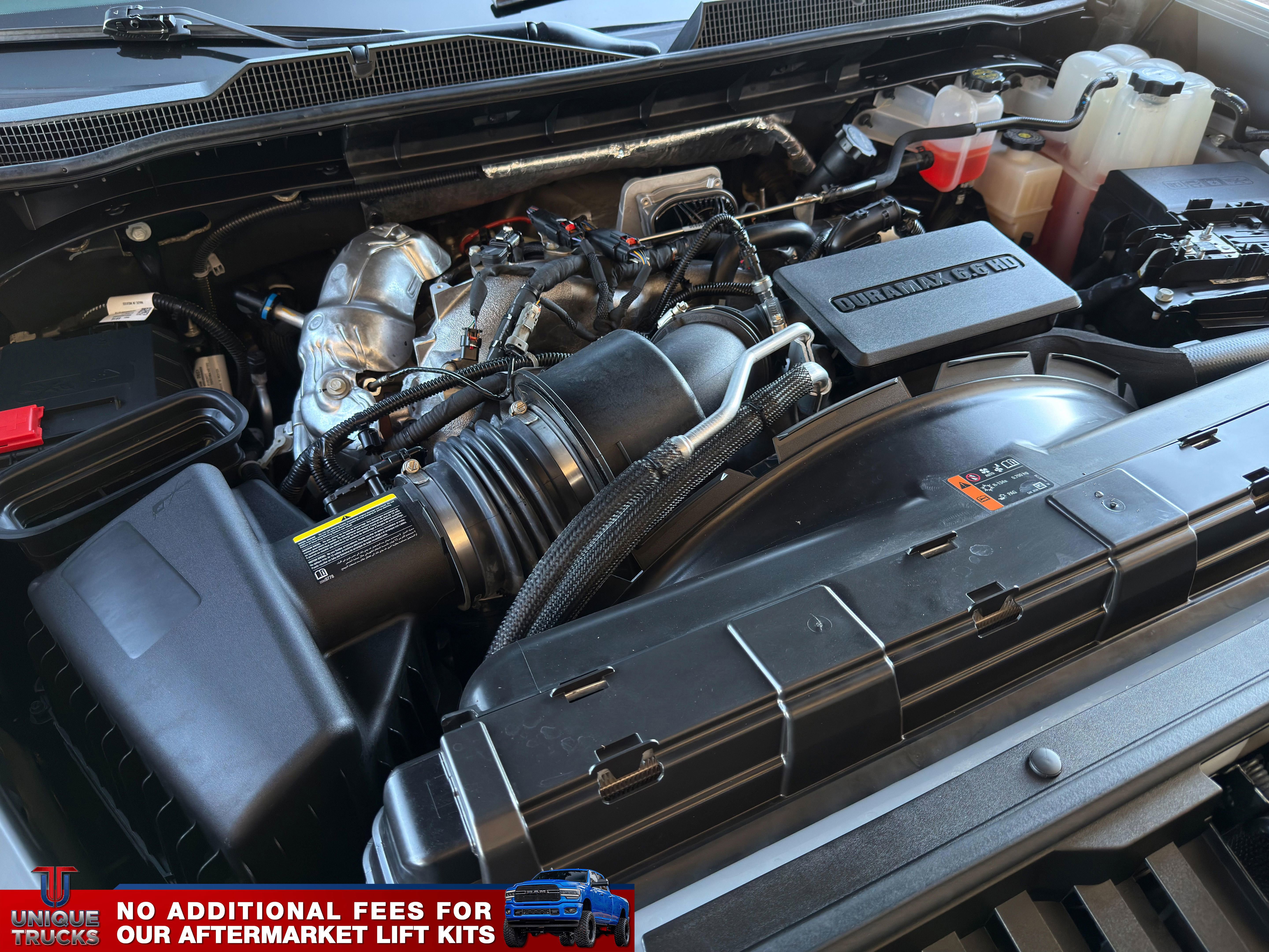 Used 2025 Chevrolet Silverado 2500 Custom w/ Custom Value Package image 13